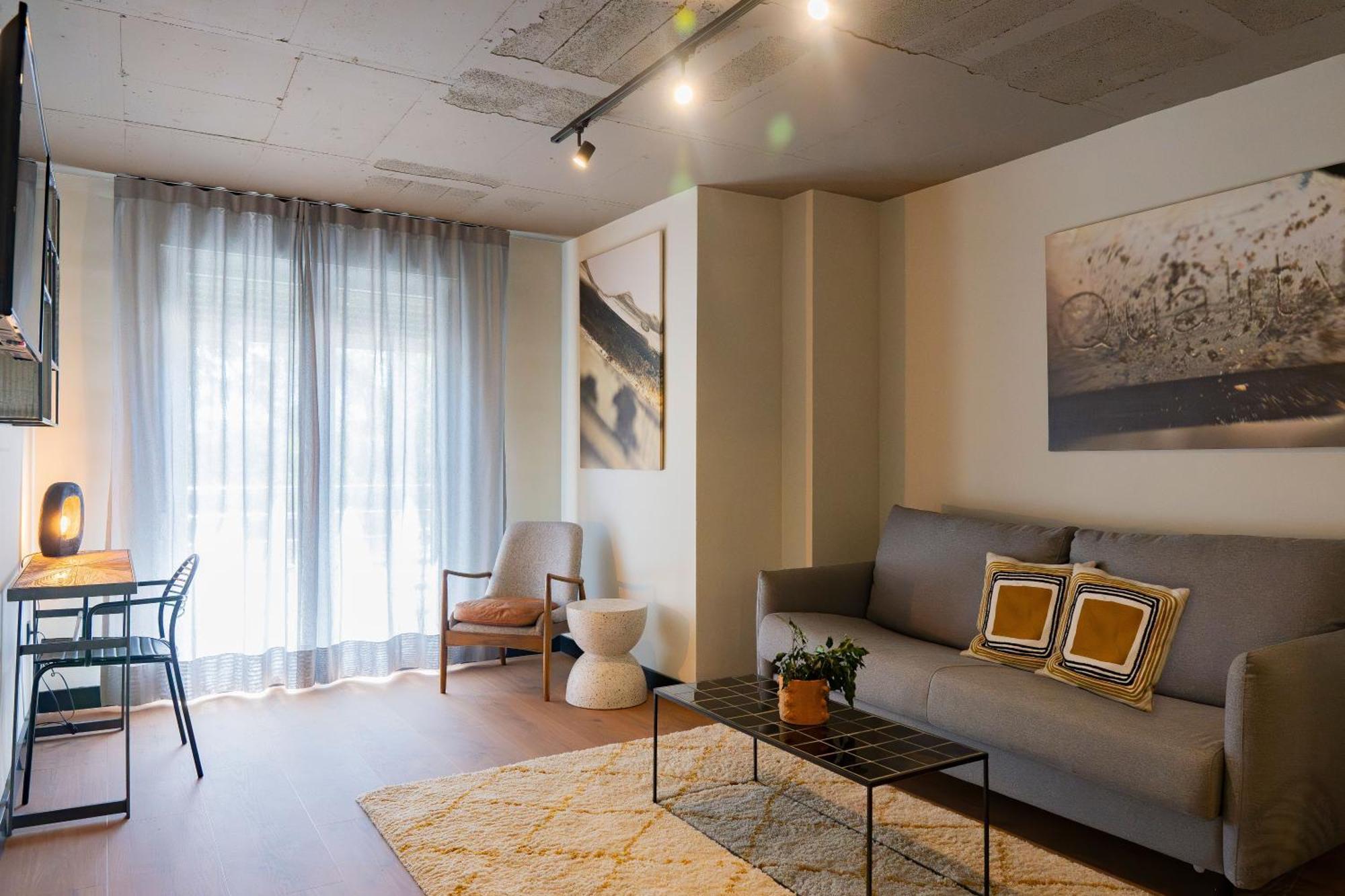 Bubu - Apartamentos En El Centro Малага Екстер'єр фото