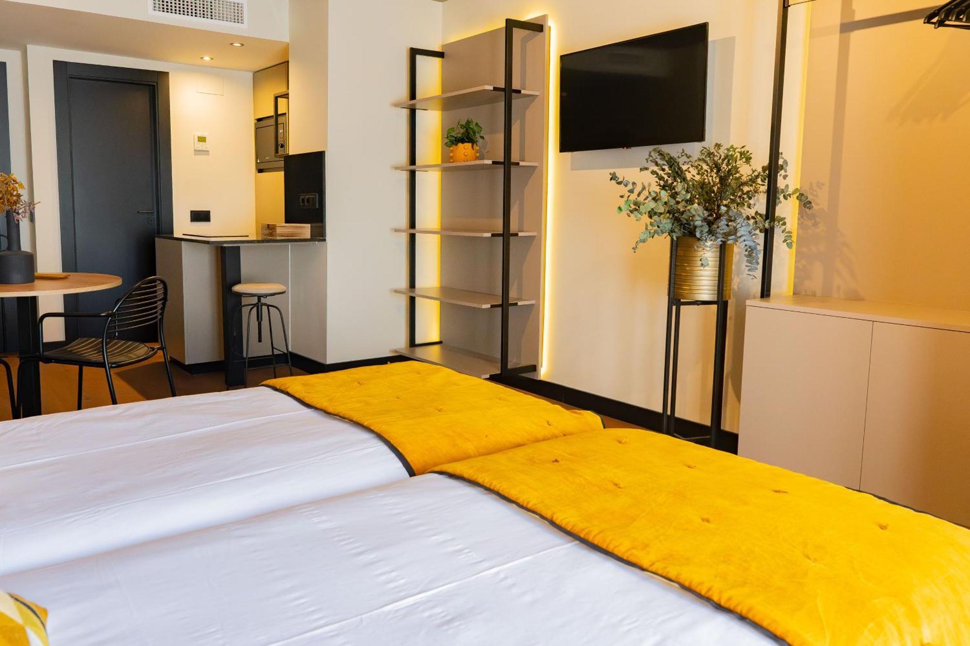 Bubu - Apartamentos En El Centro Малага Екстер'єр фото