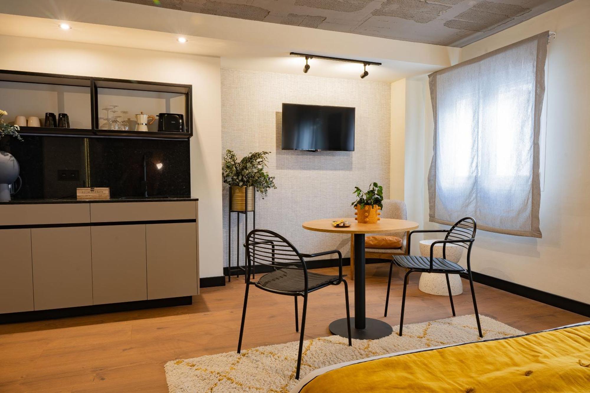 Bubu - Apartamentos En El Centro Малага Екстер'єр фото
